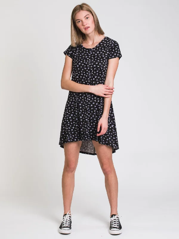 HARLOW LEIGH PRINTED TEE DRESS - CLEARANCE Tunics Versatile all-occasion