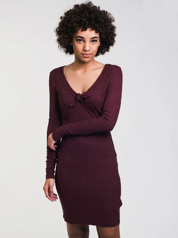 WOMENS KNOT UP DRESS - BURGUNDY - CLEARANCE Tunics Essential wardrobe