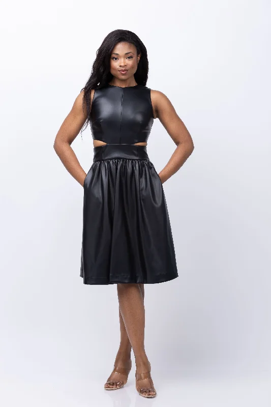 Toccin Brit Dress in Jet