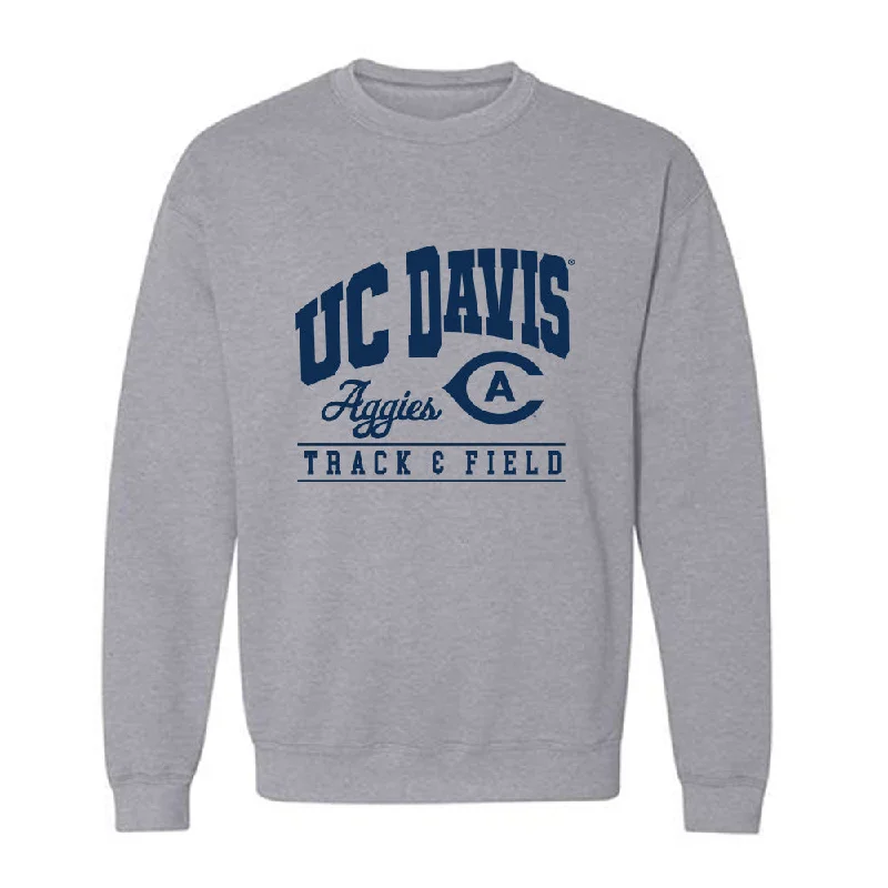 UC Davis - NCAA Women's Track & Field : Chinyere Egbuziem - Classic Shersey Crewneck Sweatshirt Hoodie with Oversized Fit Loose Comfortable