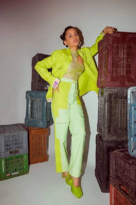 Lime Green Denim Jacket with Printed Back-Yoke and Rivet Detailing Wool Fabric Cashmere Fabric Tweed Fabric Lime Green Denim Jacket with Printed Back-Yoke and Rivet Detailing Wool Fabric Cashmere Fabric Tweed Fabric