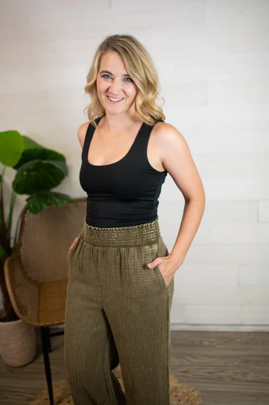 Reversible Scoop Neck SilkyTank Top-Black relaxed fit tank
