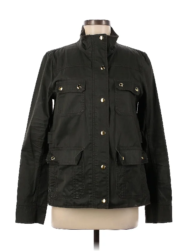 Jacket Tiered Jacket Buttoned Jacket Zippered Jacket