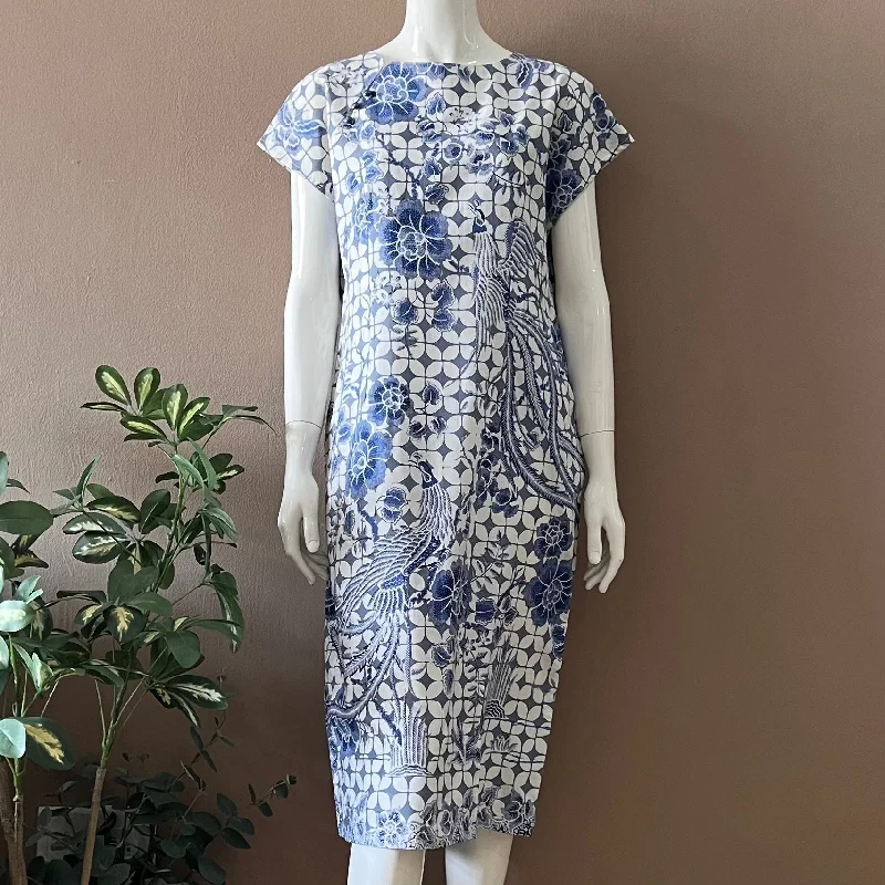 City Grace Slim Fit Dress - L
