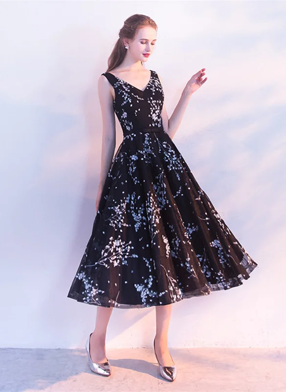 Black Floral Tulle V-neckline Tea Length Party Dress, Black Tulle Homecoming Dress Crew Neckline Sporty Black Floral Tulle V-neckline Tea Length Party Dress, Black Tulle Homecoming Dress Crew Neckline Sporty