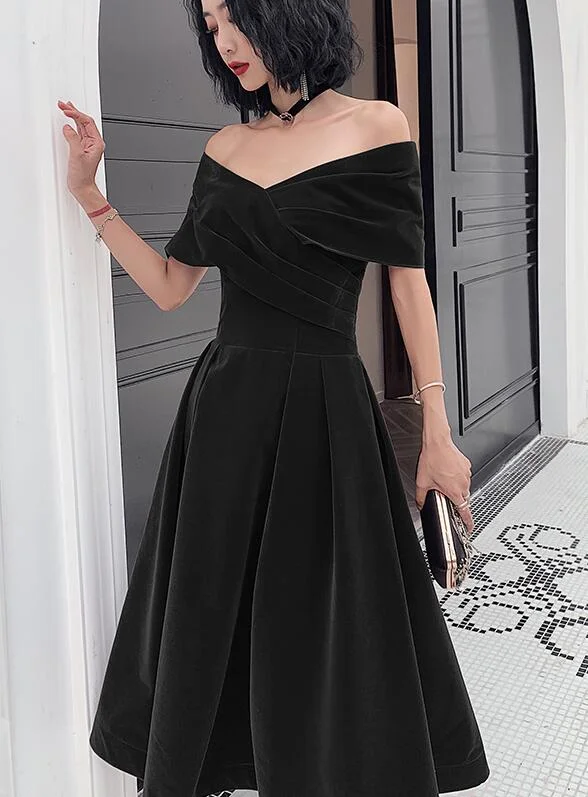 Beautiful Velvet Off Shoulder Black Tea Length Evening Dresses, New Chic Prom Dress Tunics Plaid country